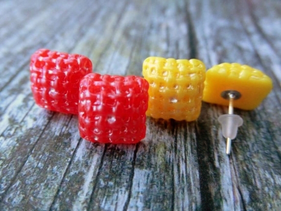 Preview: Quadrat Ohrstecker Wabenmuster Glitzer